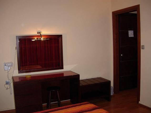 לפקנדי חלקידס Hotel Lefkadi מראה חיצוני תמונה